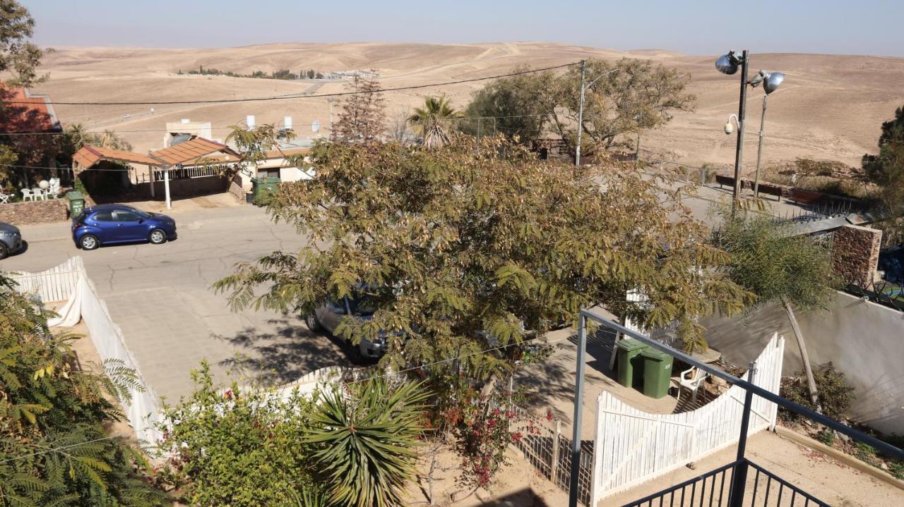 Desert Sunrise Arad Hotel Bagian luar foto